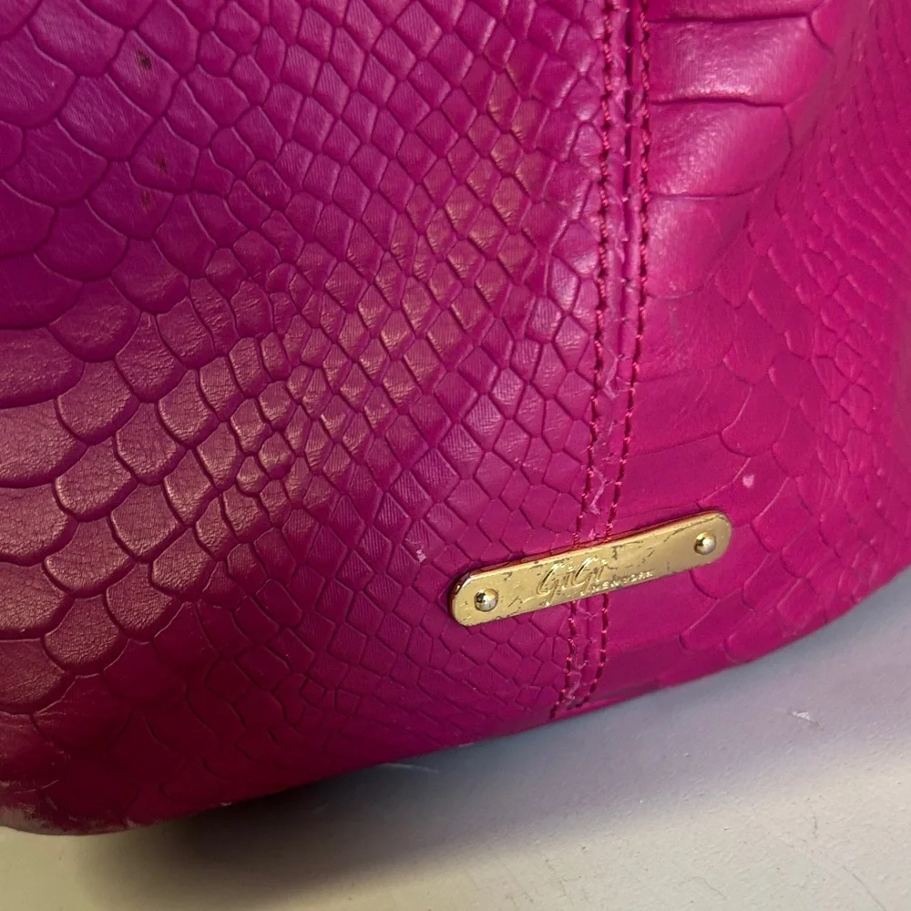 GiGi New York Fuchsia Textured Tote